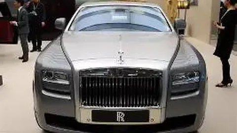 格拉斯纳揭秘中场换人决策：格伊健康无碍，周日备战曼联火力全开！