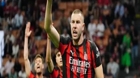 热刺激战布伦特福德，三冠王之路再燃烽火！